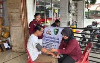 Sie Dokkes Polres Langkat Gelar Pemeriksaan Kesehatan Gratis Untuk Pengemudi Ojek Online dan Bentor