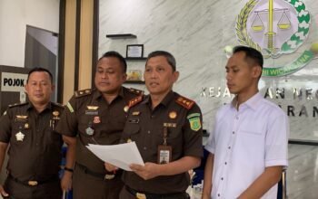 Diduga Selewengkan Bantuan Renovasi Rumah, Kades Baturaja Diciduk Kejari Pesawaran