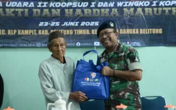Koopsud I Serahkan Sembako, Kepala Desa Ibul, Ucapkan Terimakasih Kepada TNI AU