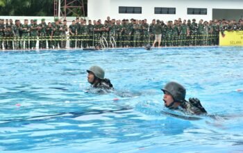 Pangdam I/BB Tinjau Lomba Renang Militer Dalam Rangka Memperingati HUT ke-75 Kodam I/BB