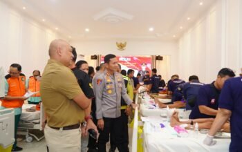 Bahagianya 100 Anak Ikuti Khitanan Massal Sambut Hari Bhayangkara ke-79 di Polres Ponorogo