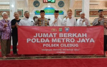 Jumat Keliling Polsek Ciledug, Ajak Warga Perkuat Kamtibmas dan Peduli Generasi Muda