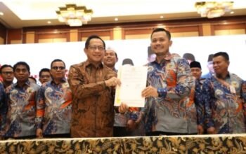 Muhammad Tito Karnavian Lantik Siswanto Jadi Ketua DPN ADKASI Periode 2025 – 2030