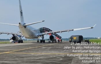 Cegah Ancaman Bom, Tim Jihandak Yonzipur 1/DD Sterilisasi Pesawat Saudi Arabian Airlines SVA 5688 di Bandara Kualanamu