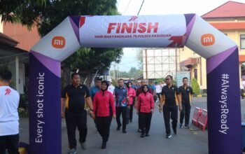 Olahraga Bersama Warnai Peringatan Hari Bhayangkara ke-79 di Mapolres Pasuruan