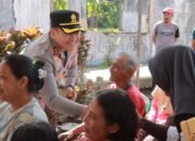 Sambut Hari Bhayangkara ke – 79 Polres Blitar Salurkan Bantuan Sosial Warga Kampung Baru