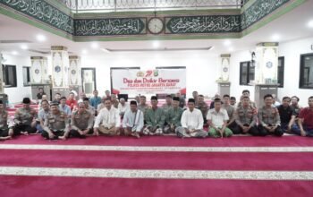 Malam Penuh Hikmah, Polres Metro Jakarta Barat Gelar Doa dan Dzikir Bersama Warga Sambut 1 Muharram 1447 H