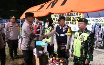 Kapolda Jatim Tinjau Pos Pam Aman Suro 2025 di Madiun Pastikan Kesiapan dan Dukungan Personel Pengamanan