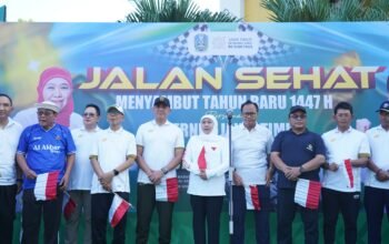 Pangdam V/Brawijaya Turut Serta Lepas Jalan Sehat 1 Muharram di Masjid Al-Akbar Surabaya