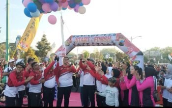 Polres Jepara Meriahkan Hari Bhayangkara ke-79 dengan Fun Bike, Senam Massal, dan Bazar Rakyat