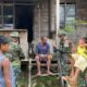 Satgas Yonif 521/DY Laksanakan Pengobatan Door to Door Charity Kepada Warga Distrik Benawa