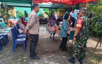 Demi Masa Depan Balita, Babinsa Kratonan Aktif Dampingi Petugas Posyandu