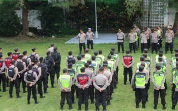 Kolaborasi Polisi dan TNI Amankan Pengesahan Warga Baru Perguruan Silat di Blitar