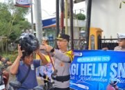 Hari Pertama Operasi Patuh Semeru 2025 Polres Trenggalek Bagi-Bagi Helm Gratis
