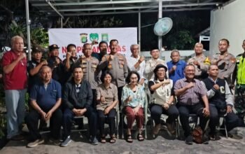 Ngopi Bareng Bahas Kamtibmas, Kapolsek Ciledug Bangun Keakraban dan Peduli Lingkungan