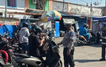 Hari ke -10 Operasi Patuh Semeru 2025 Polres Tuban Berikan Sangsi Tilang dan Teguran Untuk Edukasi Tertib Lalin