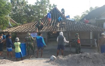 Satgas TMMD Boyolali Renovasi Rumah Warga Tak Layak Huni, Bapak Wagiman Terharu: “Terima Kasih TNI!”