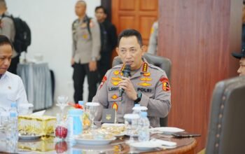 Cegah Karhutla Meluas, Kapolri Instruksikan Respons Cepat Padamkan Titik Api