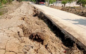 Warga Keluhkan Hasil Normalisasi yang Amblas di Kampung Kepuh Desa Sukaringin Kecamatan Sukawangi