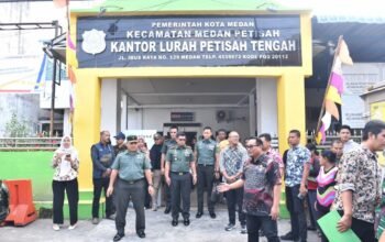 Irdam I/BB Hadiri Penyaluran Bantuan Beras SPHP di Medan Petisah
