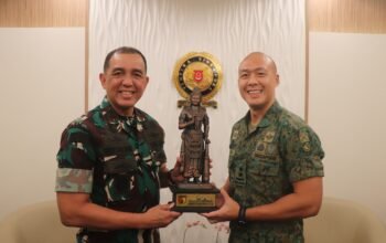 Kerja Sama Militer Indonesia-Singapura: Pangdam V/Brawijaya Jalin Silaturahmi Strategis