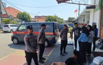 Personel Satbinmas Polres Kediri Kota Laksanakan Penling, Ajak Warga Jaga Kamtibmas