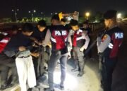 Sat Samapta Polres Kediri Kota Gencarkan Patroli Jalan Kaki dan Edukasi Warga, Pentingnya Jaga Peninggalan Sejarah Jembatan Lama “Brug Over Den Brantas te Kediri” 