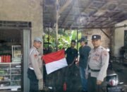 Polsek Palembayan Tebar Semangat Nasionalisme Lewat Pembagian Bendera Merah Putih