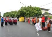 Ribuan Peserta Meriahkan Gerak Jalan Tepat Waktu HUT RI ke-80 di Agam