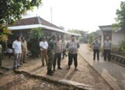 Polres Pasuruan Beri Santunan Keluarga Korban Anirat di Wonorejo