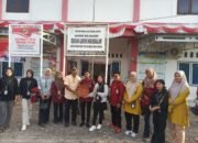 “Mahasiswa KKN UNES Padang Kelompok 23 Gelar Sosialisasi dan Pelatihan UMKM di Durian Kapeh Darussalam”