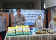 Kapolsek Ciledug Laksanakan Gelar Pangan Beras Murah Dalam Rangka Mewujudkan Asta Cita Pemerintah di Warga Karang Timur