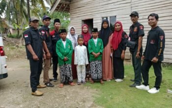 PAC GRIB Jaya Kecamatan Ngambur Gelar Kegiatan Santunan Anak Yatim Secara Door To Door
