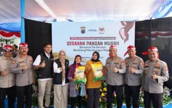 Alumni Akpol 90 Hadirkan Pasar Murah di Pedurungan, Warga Antusias Nikmati Harga Bersahabat