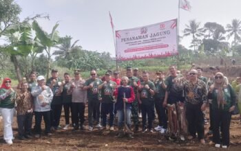 Dandim 0607/Kota Sukabumi Hadiri Penanaman Jagung Himpunan Masyarakat Tani Nusantara Merah Putih