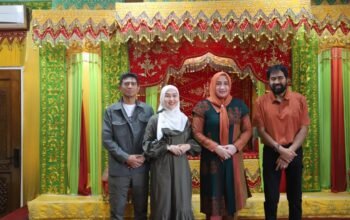 Didampingi Sang Istri, Kapolda Aceh Bersilaturahmi Dengan Mualem di Pendopo Gubernur Aceh