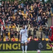 Persijap Tahan Arema 0-0, Laga Panas Diwarnai Dua Kartu Merah