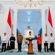 Presiden Prabowo Kumpulkan Ketum Parpol di Istana: Konsolidasi Politik Redam Gejolak Massa