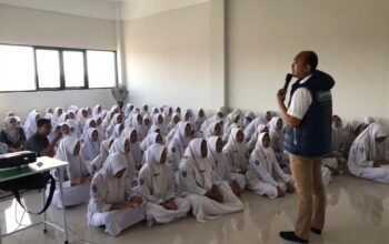 Satresnarkoba Polres Pasuruan Sosialisasi Bahaya Narkoba di SMA Walisongo Gempol