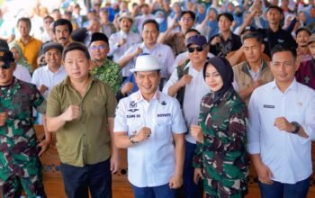 Bupati Bandung Takjub Dengan Inovasi Motah Yang Mengolah Sampah Jadi Batako