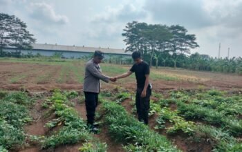 Polisi di Purwakarta Ajak Warga Manfaatkan Lahan Untuk Dukung Program Ketahanan Pangan
