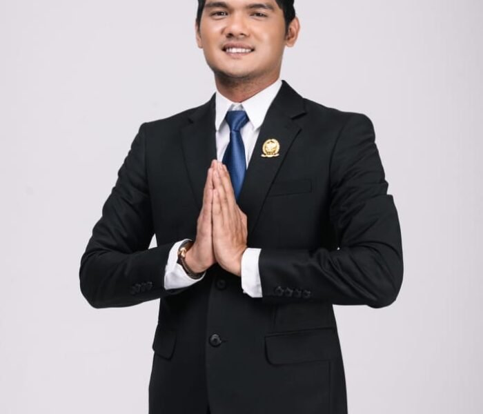 Kepala Biro Media Investigasi Mabes co,id Pesisir Barat Mrngucapkan Selamat Ulang Tahun Kepada Ketua DPRD Kabupaten Pesisir Barat