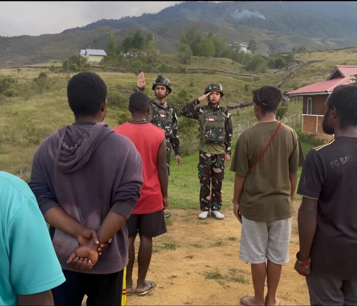 Bangun Karakter Pemuda, Satgas Yonif 521/DY Gelar Latihan PBB di Wamena