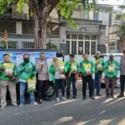 Polres Gresik Gelar Gerakan Pangan Murah Masyarakat dan Driver Ojol Sumringah