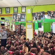 Polisi Masuk Sekolah : Polresta Sidoarjo Gelorakan Anti Bullying