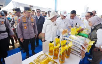 Gerakan Pangan Murah Polri Salurkan 1.386 Ton Beras SPHP di Tengah Panen Raya Kuartal III