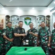 Pangdam Iskandar Muda Terima Penyerahan Senjata Api Sisa Konflik Dari Warga Aceh Tamiang dan Aceh Barat