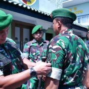 Dandim 0808/Blitar Lantik 68 Prajurit Naik Pangkat, Tegaskan Pentingnya Dedikasi Dan Doa