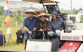 Bupati Bandung Ingatkan Poktan Bantuan Alsintan Jangan Dikuasai Seseorang