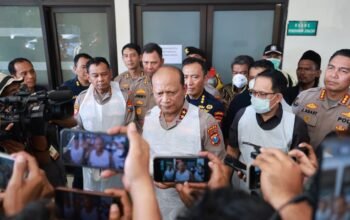 Kapolda Jatim Tegaskan Proses Identifikasi Korban Robohnya Bangunan Pesantren Al-Khoziny Berjalan Intensif